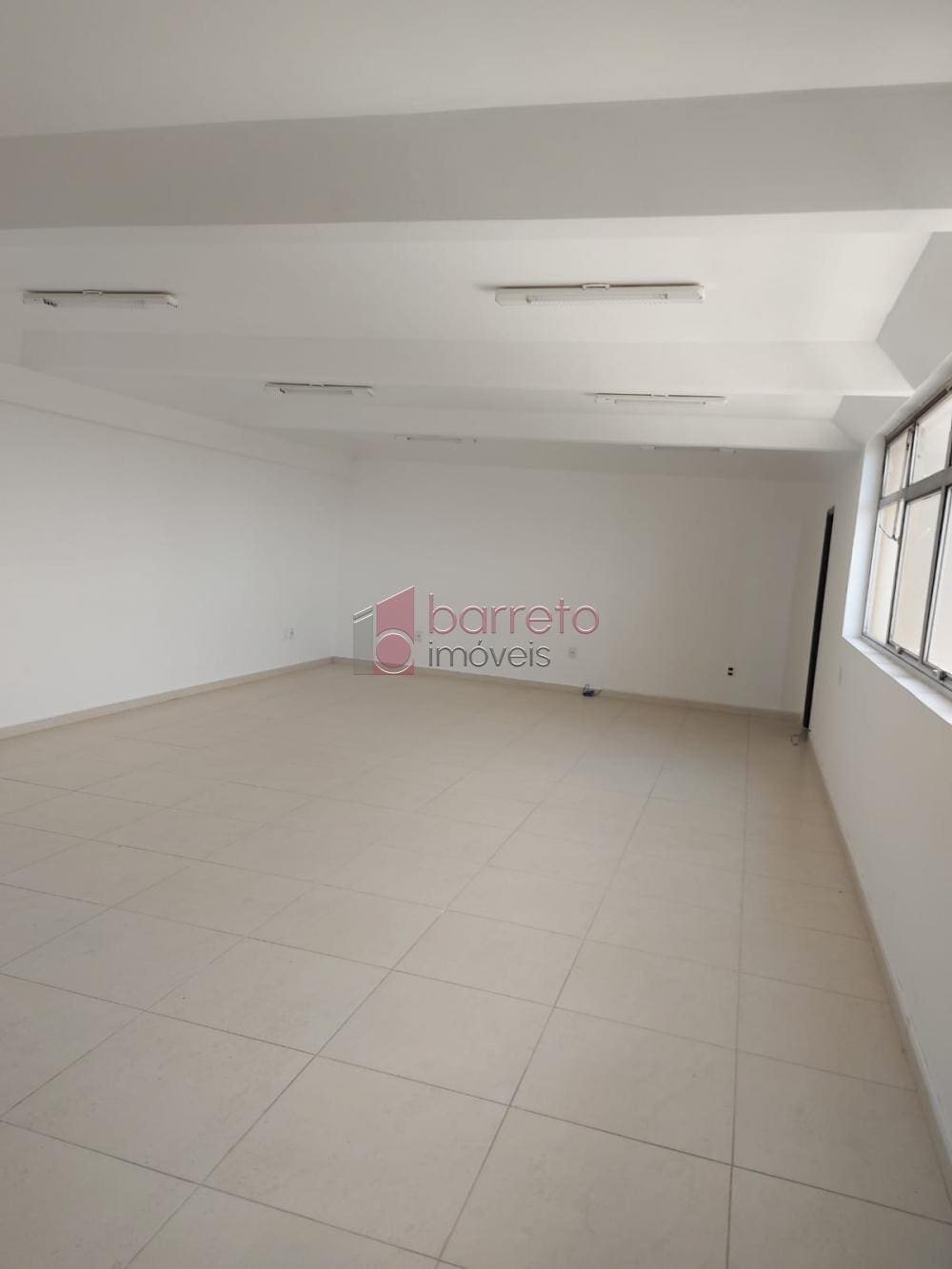 jundiai-comercial-sala-em-condominio-centro-29-11-2022_09-41-01-4