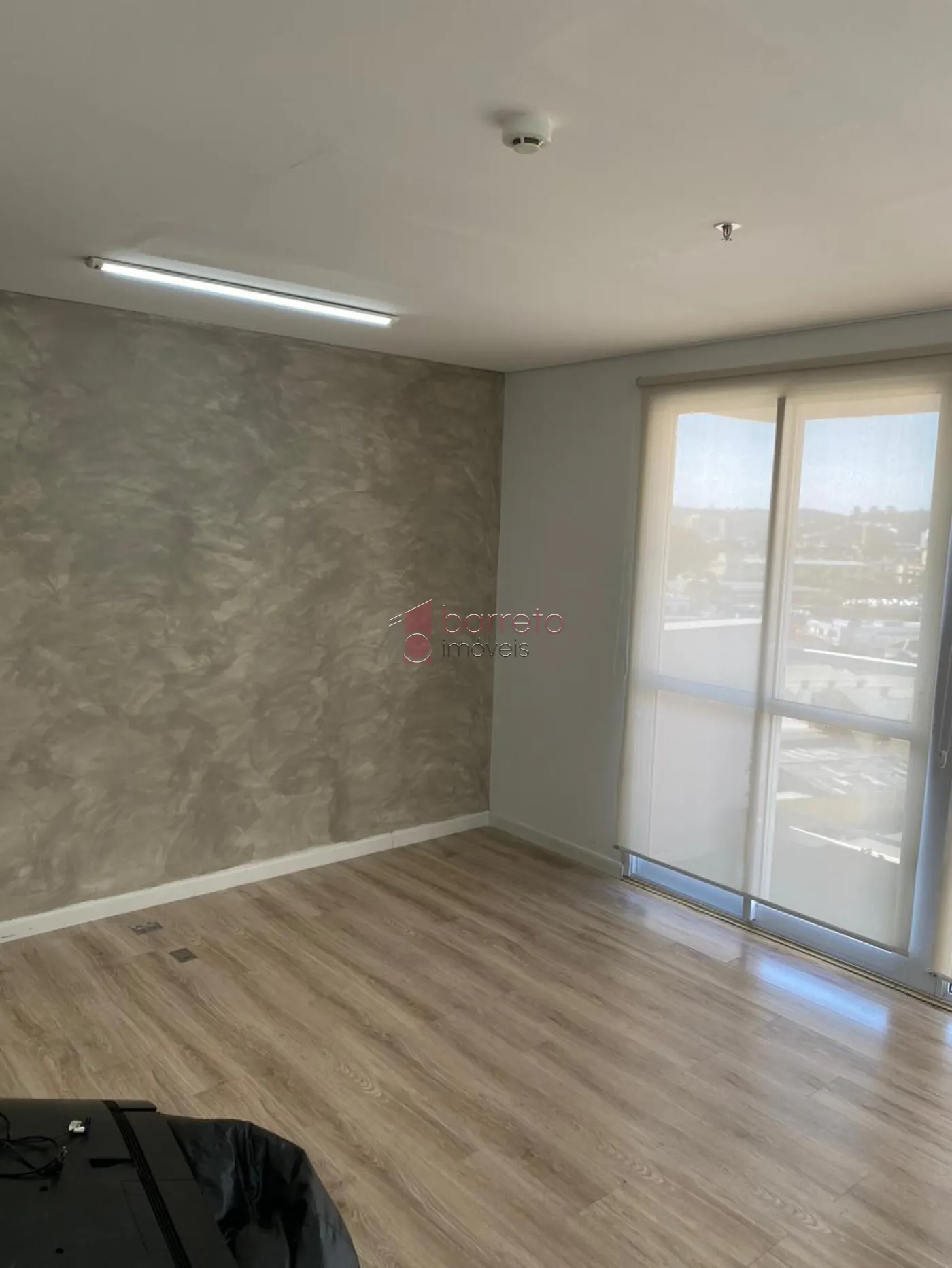 jundiai-comercial-sala-em-condominio-centro-02-05-2024_07-47-27-3