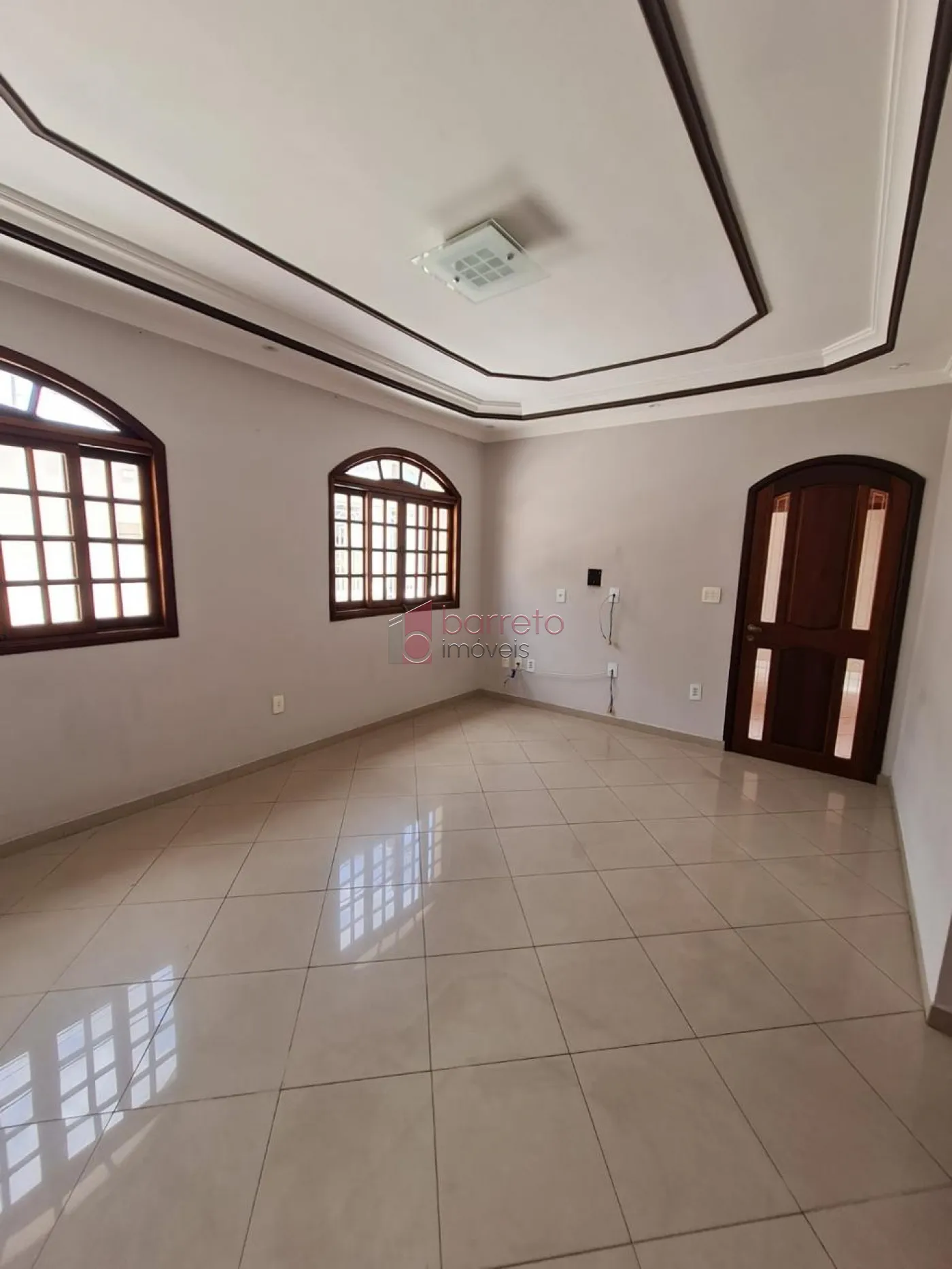 varzea-paulista-casa-padrao-vila-santa-terezinha-24-10-2025_20-48-28-22